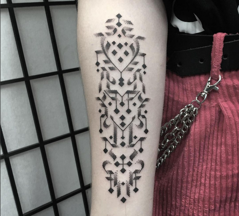 Calligraphic tattoo by ifnotforgravity.