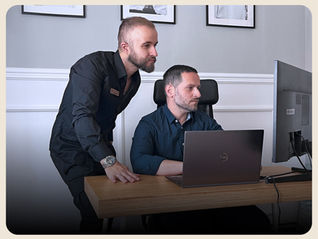 Intervju za Plavi ured: Od Web diplomata do pažljivog Domaćina