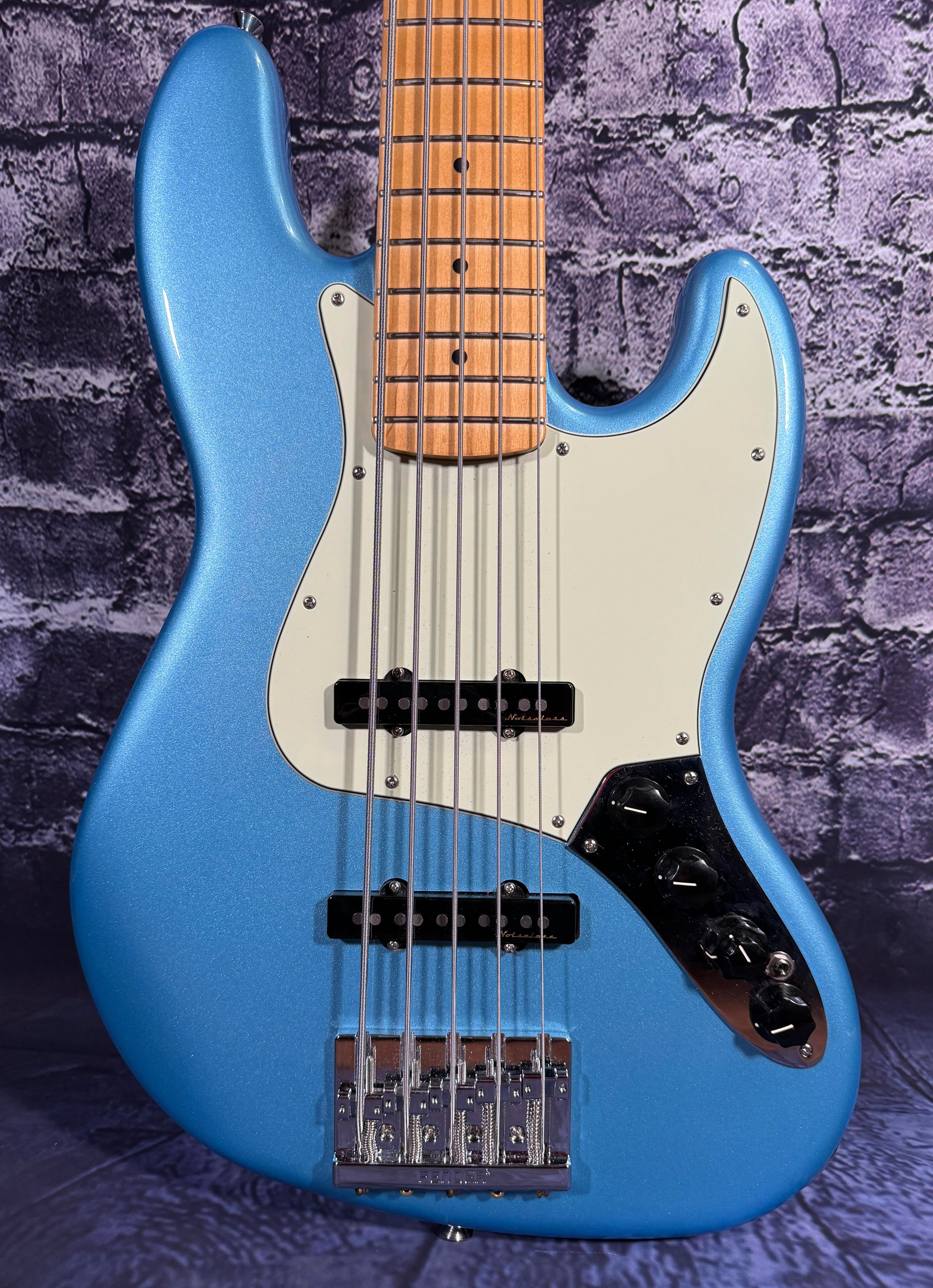 Fender Player 5-string Jazz Bass 2022