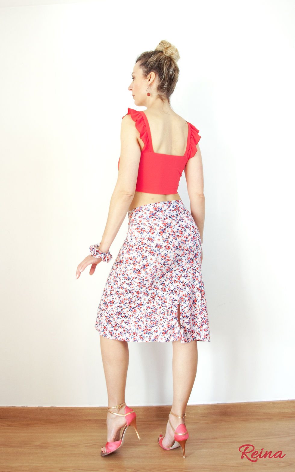 Thumbnail: White floral skirt