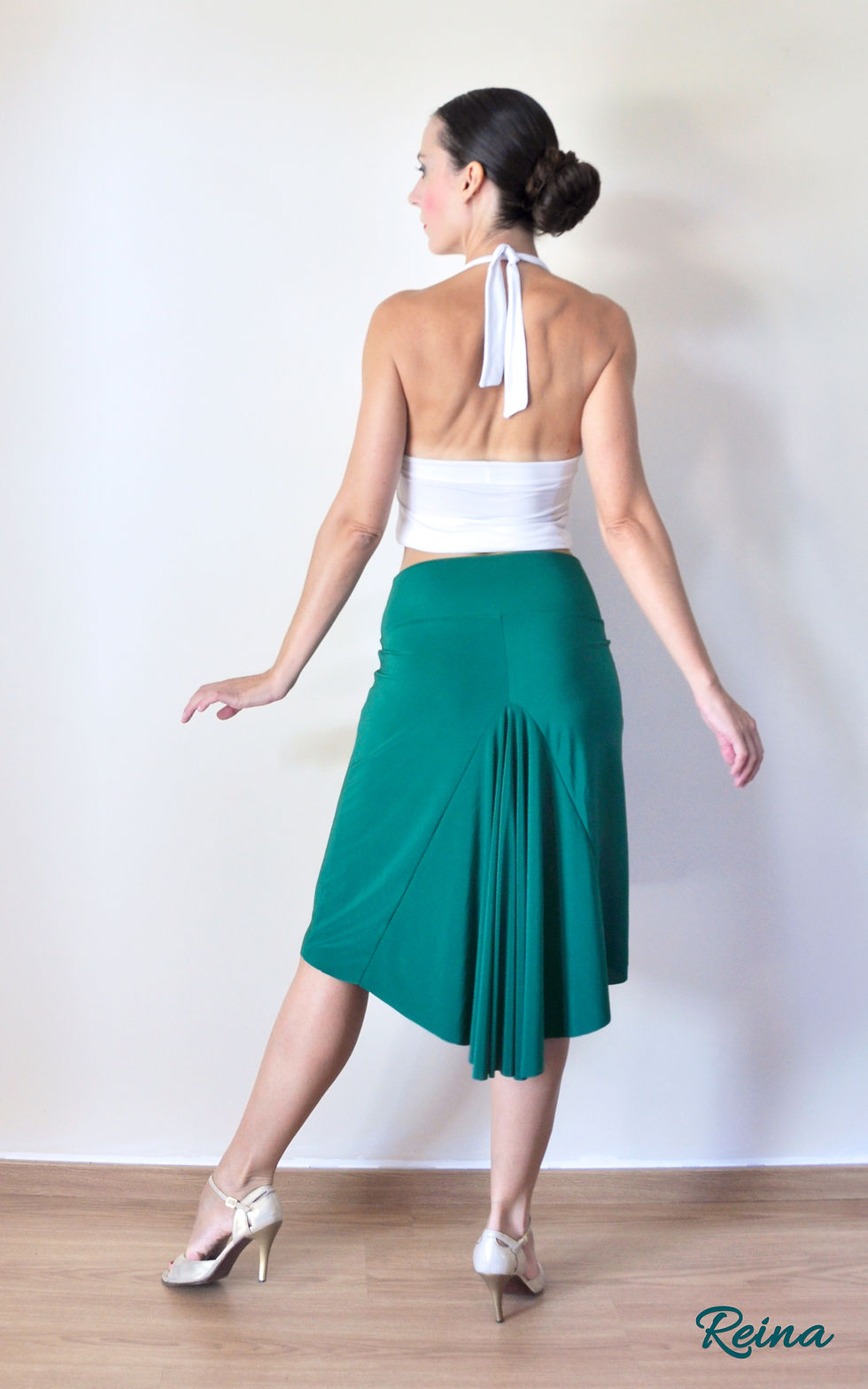 Thumbnail: Skirt with front slit and tail