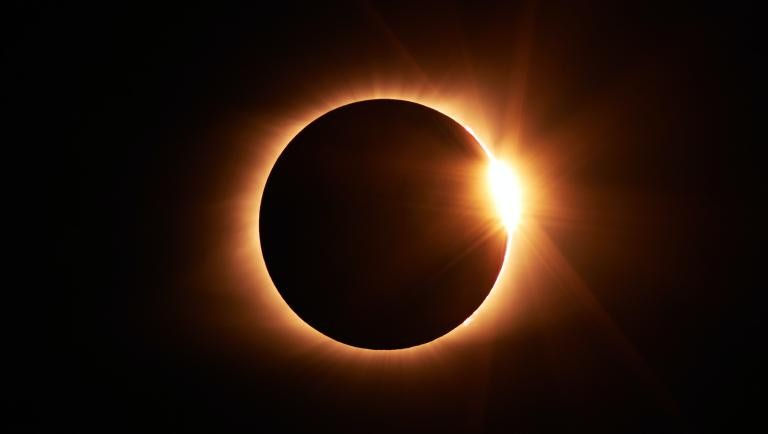 Escursione serale in battello per ammirare l'ECLISSI DI SOLE