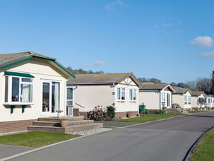 Do you know the difference between a mobile home and a manufactured home? Let’s find out!!