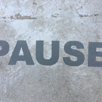 THE POWER OF THE PAUSE