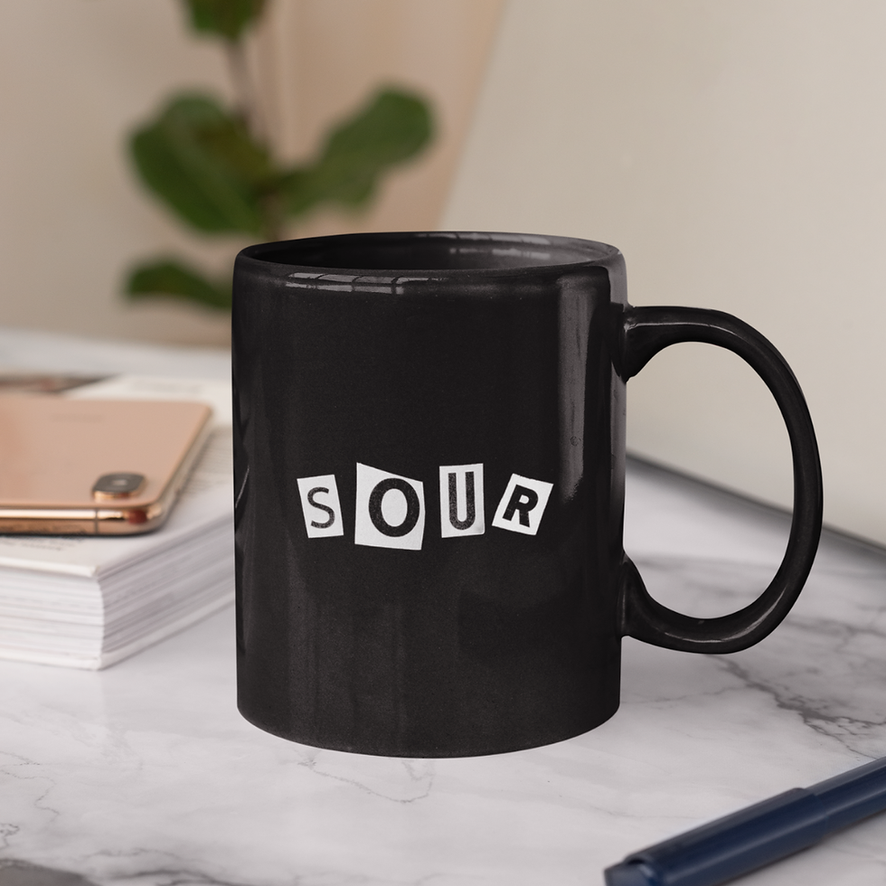 Miniatura: Caneca Preta Olivia Rodrigo