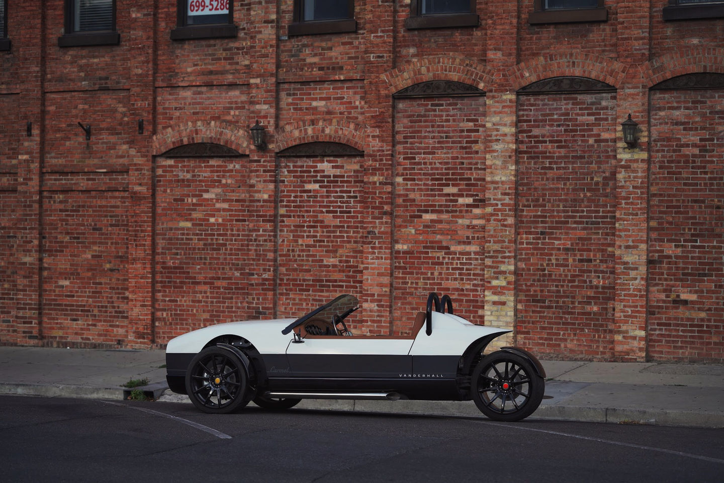 Vanderhall Laguna