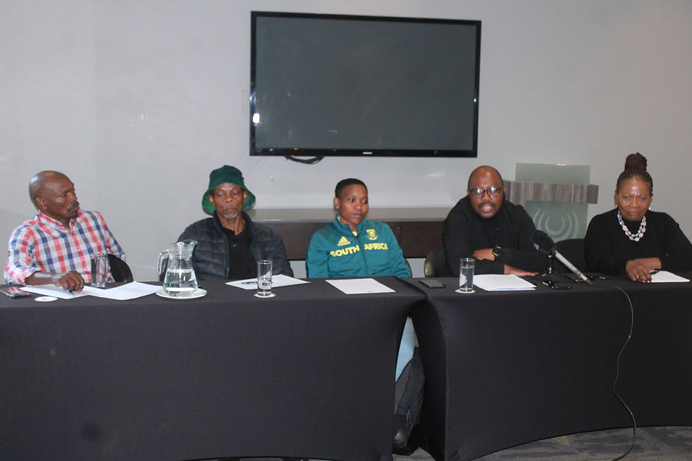 Road running legends Jerry Modiga, Israel Morake joined Keneilwe Sesing, Mfuneko Joko and Dorah Mgwevu at a press conference on August 14 at Garden Court in Milpark. Photo Credit: Lebogang Pita.