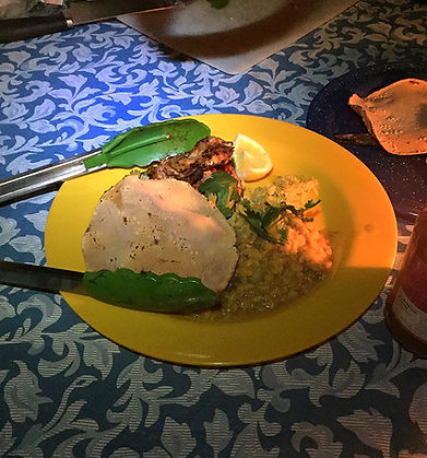 Tandoori chicken, chana daal, pilao rice and pappadom dinner
