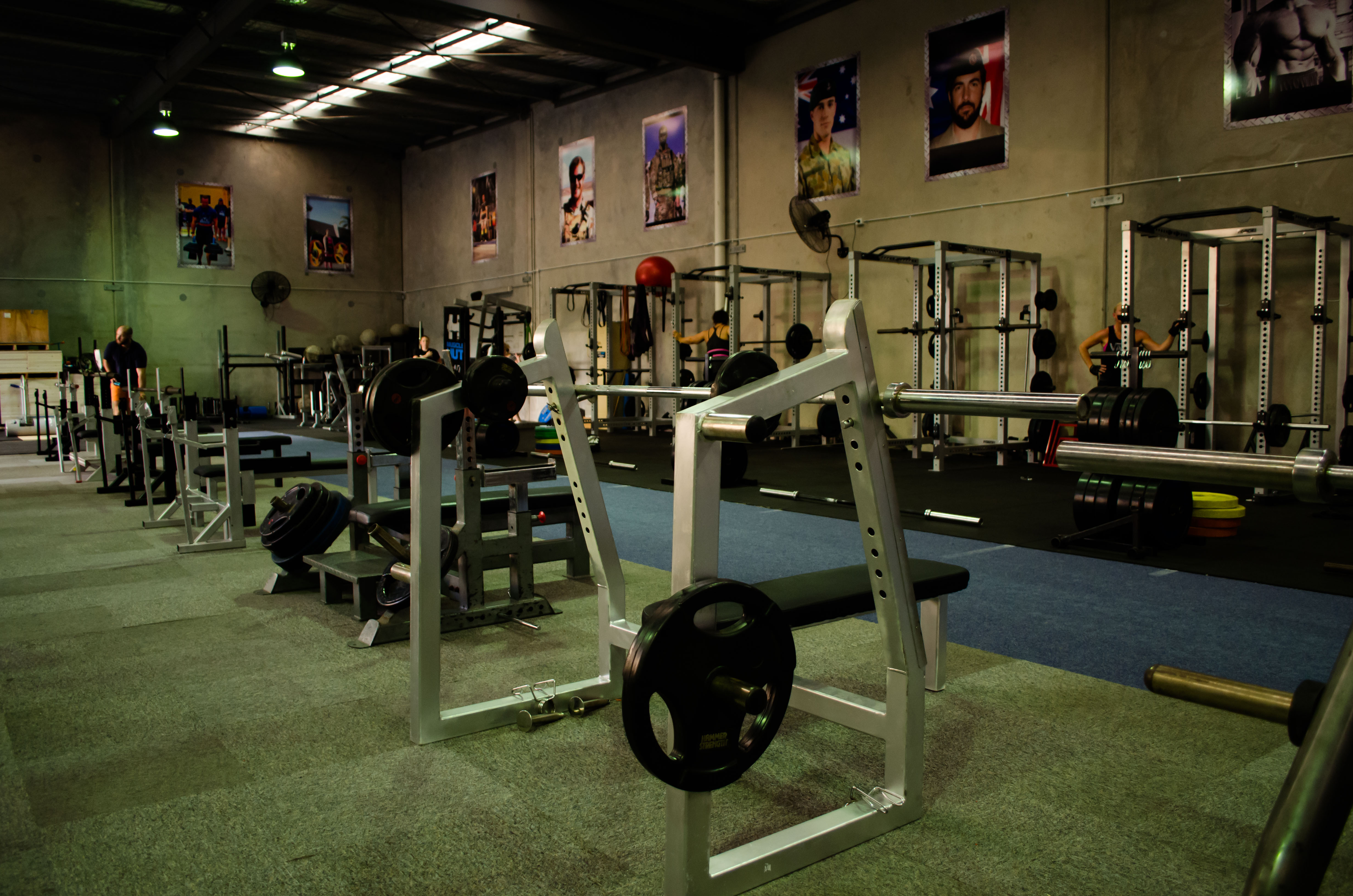 Strength And Power Gym Muscle Hut Queensland