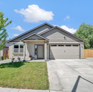 Modern homes in Redmond, Oregon, a popular affordable alternative to Bend for homebuyers.