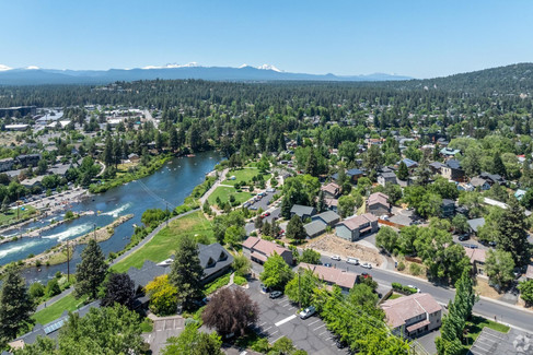 Neighborhood in Bend, Oregon highlighting the local real estate market.