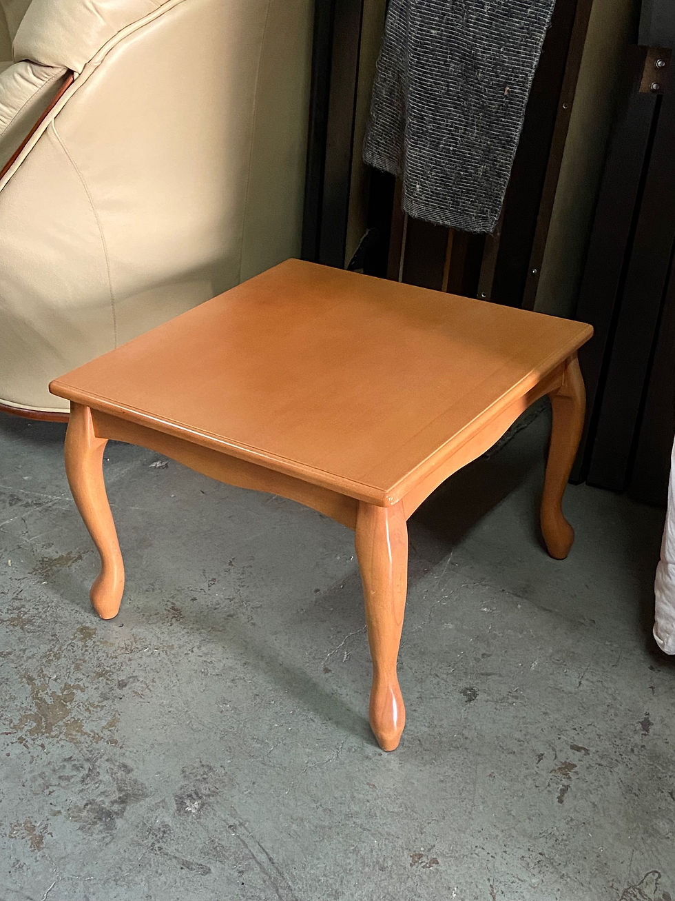 Thumbnail: Wood veneer coffee table 