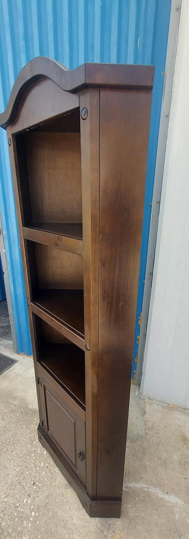 Thumbnail: Dark wood 3 shelf corner unit with cupboard (90 x 30 x 90) €125