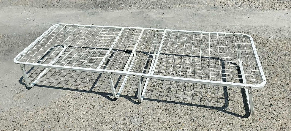 Thumbnail: Folding Z bed (closed 21 x 70 open 200 x 70) €55