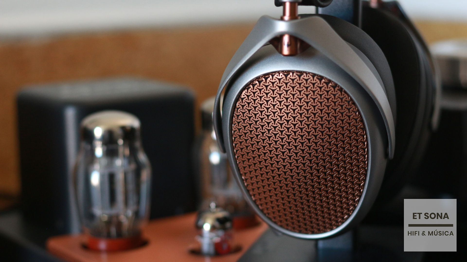 Meze Audio POET