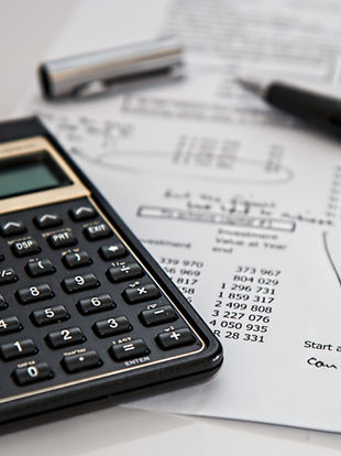 Brillos, paraguas, cubre pezones: aquí hay algunos gastos inusuales deducibles de impuestos