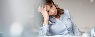 Jeune femme Contempler