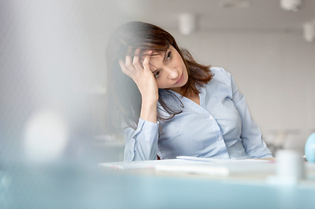 Jeune femme Contempler