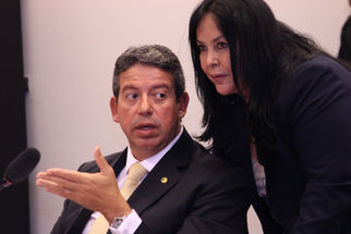 ARTICULAÇÃO DE ROSE GARANTE APROVAÇÃO DE RELATÓRIO PRELIMINAR À LDO 2017