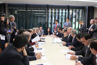 CMO COBRA ENVIO IMEDIATO DAS CONTAS PRESIDENCIAIS DE 2014