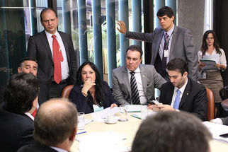 COMISSÃO DE ORÇAMENTO VOTARÁ LDO DEPOIS DE RECEBER AJUSTE FISCAL DO GOVERNO