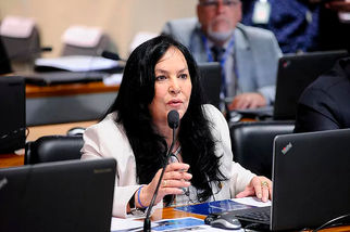 Participantes de licitações poderão ter que contratar pessoas em situação de rua
