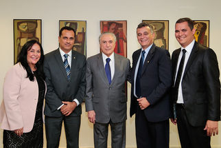 A pedido de Rose, presidente Temer recebe prefeitos da Grande Vitória