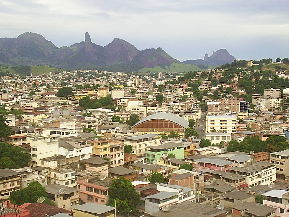 coroa-de-flores-cachoeira-de-itapemirim.jpg