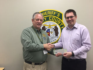 Lodge Donates to the Esser Family
