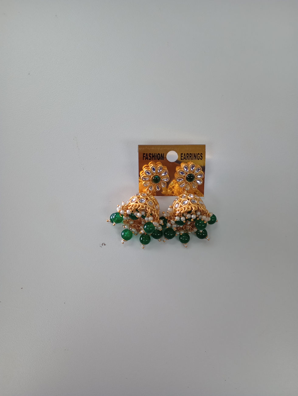 Thumbnail: Gorgeous green beaded hasadi necklace set