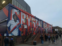 Glasner gloom grows, as pressure eases on Frank ahead of first return to Brentford