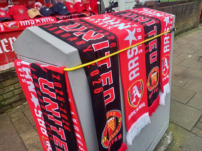 Arsenal stunned by clinical Man United finishes as they surrender unbeaten home record