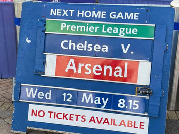Arsenal take advantage of massive Jorginho error to win 1-0 at Stamford Bridge