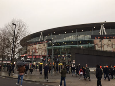 Gunners back to winning ways with 3-0 victory over Saints