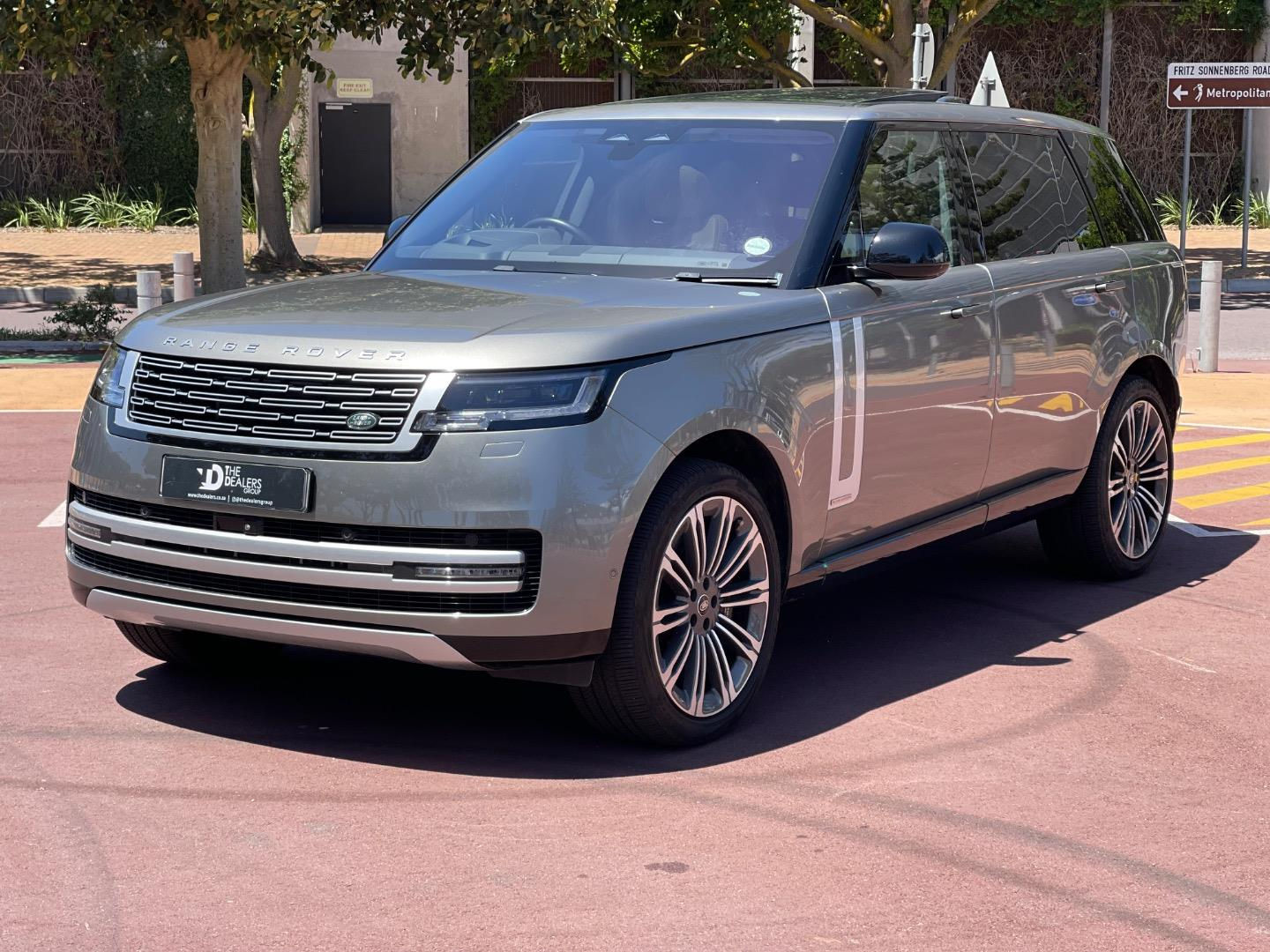 2023 Land Rover Range Rover P530 Autobiography L 7 Seats