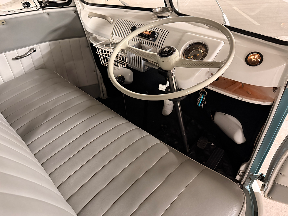 Thumbnail: 1957 Volkswagen Combi Split Window