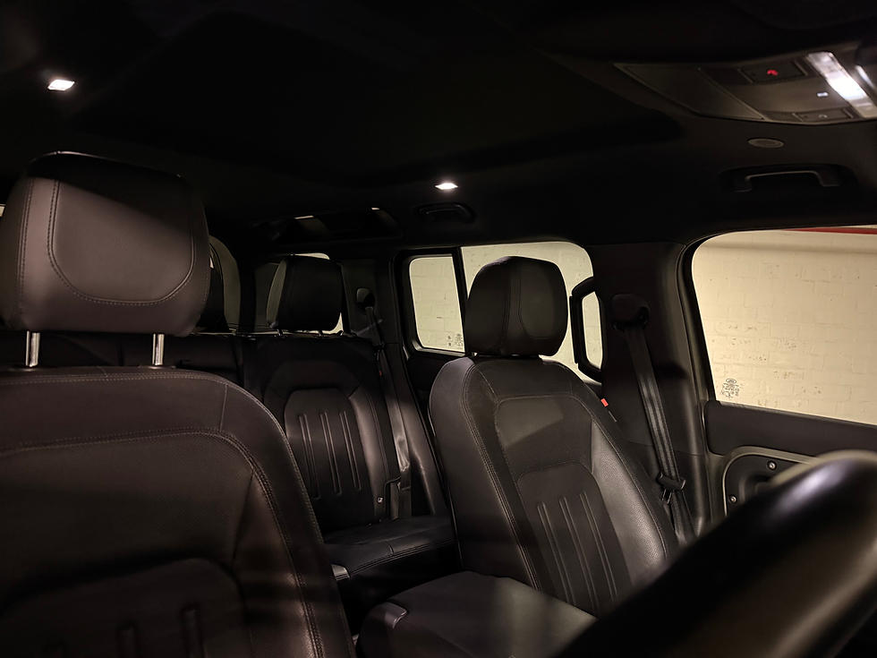 Thumbnail: 2021 Land Rover Defender 110 D240 X-Dynamic SE