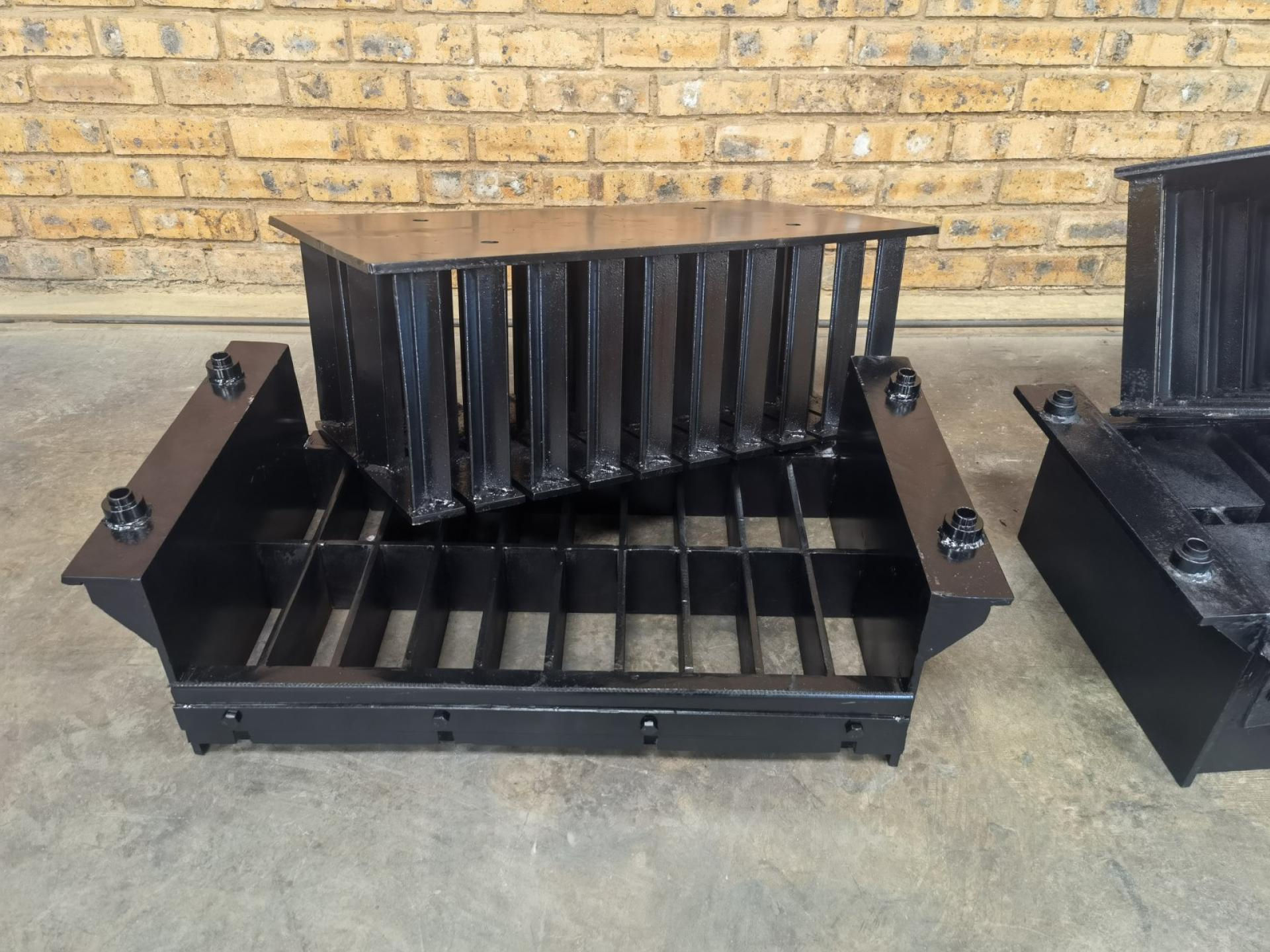Mould and Tamper for manufacturing Stock Bricks