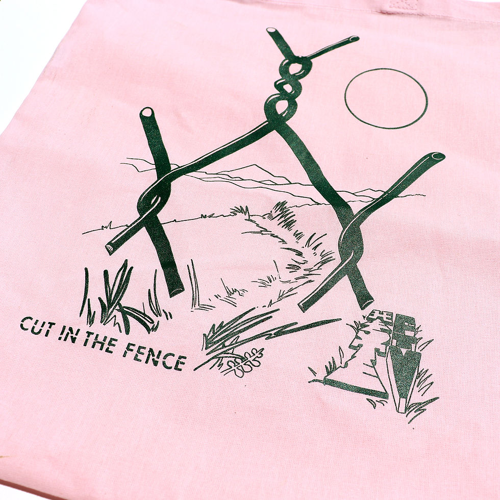 Thumbnail: TWISTED LINKS TOTE - HEST FTV X CUT IN THE FENCE