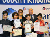 გამარჯვებულები ვიცე-პრემიერმა დააჯილდოვა