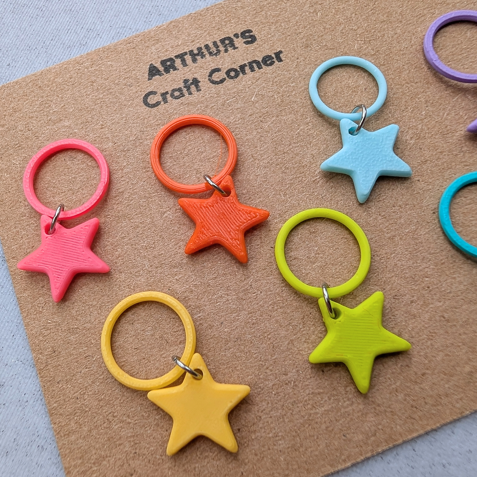 Thumbnail: 3D Printed star stitch markers, suitable for knitting an crochet