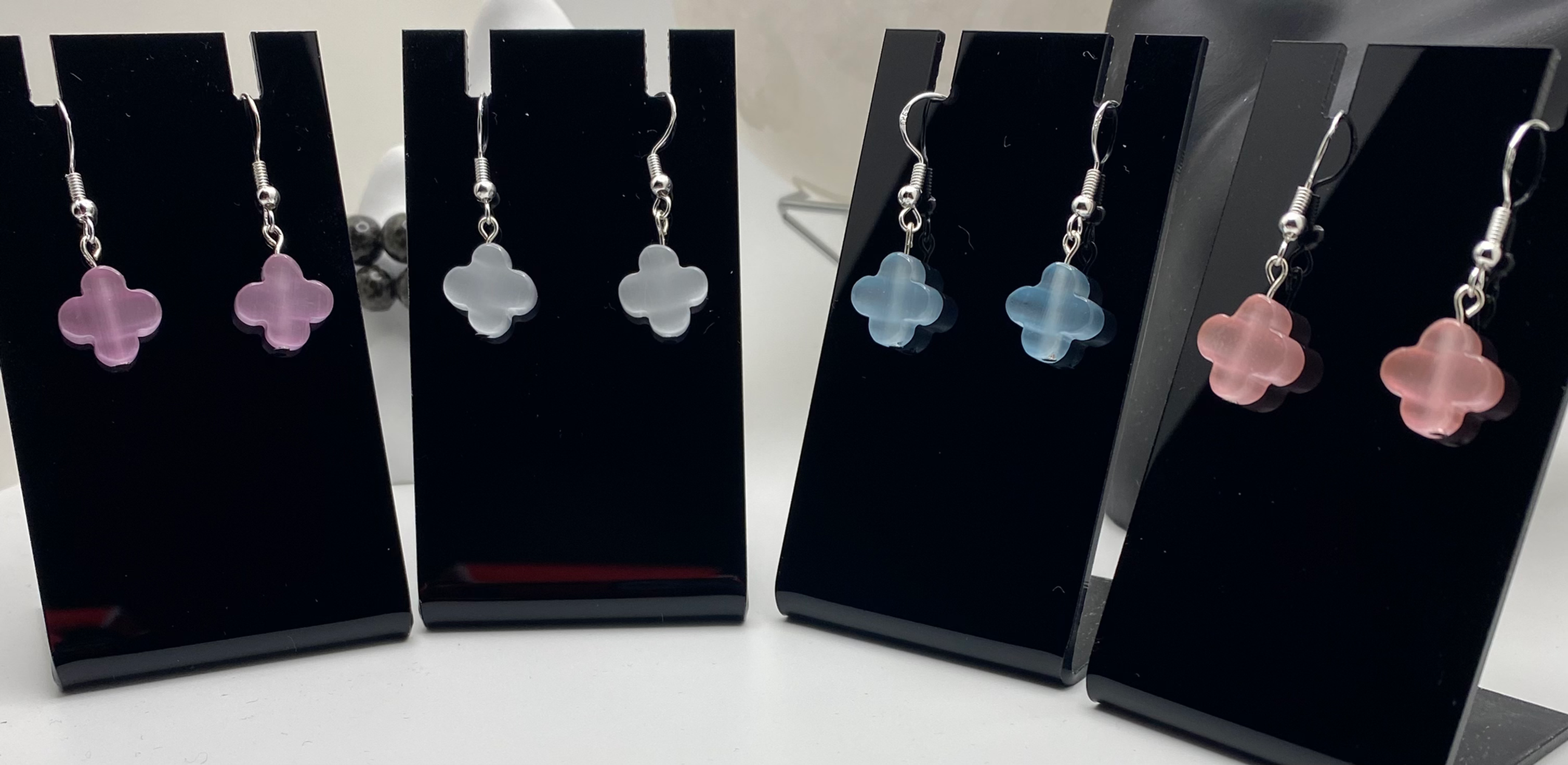 Cat’s Eye Earrings 1 pair