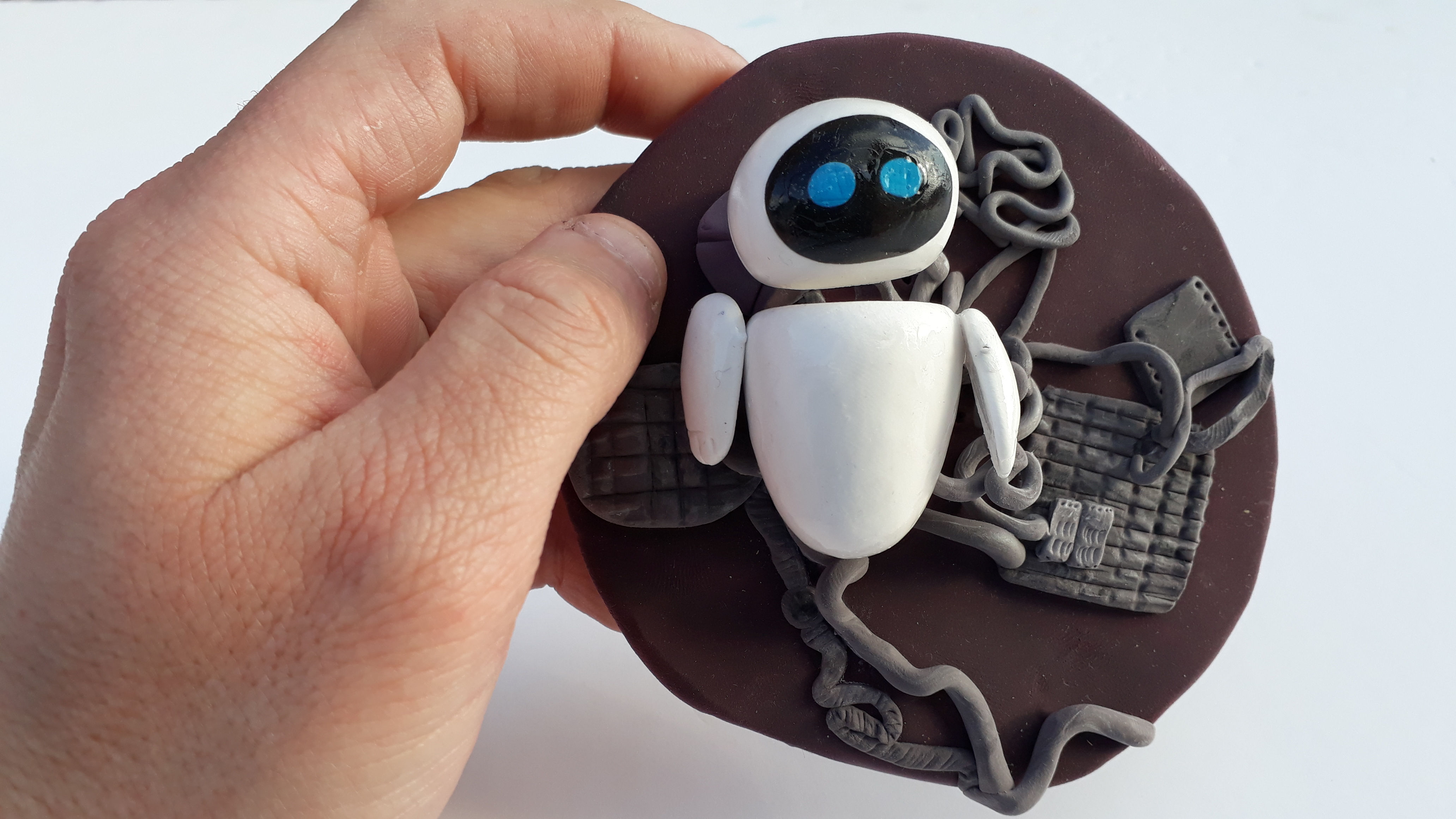 Eve from  WALL·E - אווה מוו-לי