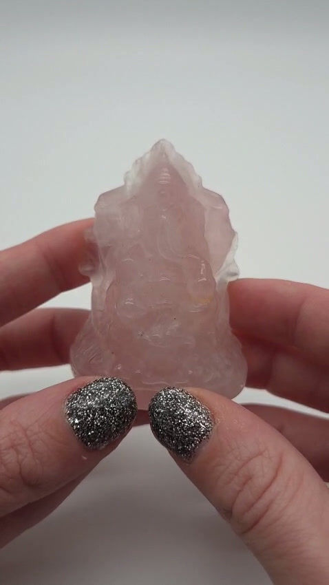 Thumbnail: Rozenkwarts Ganesha carving beeldje