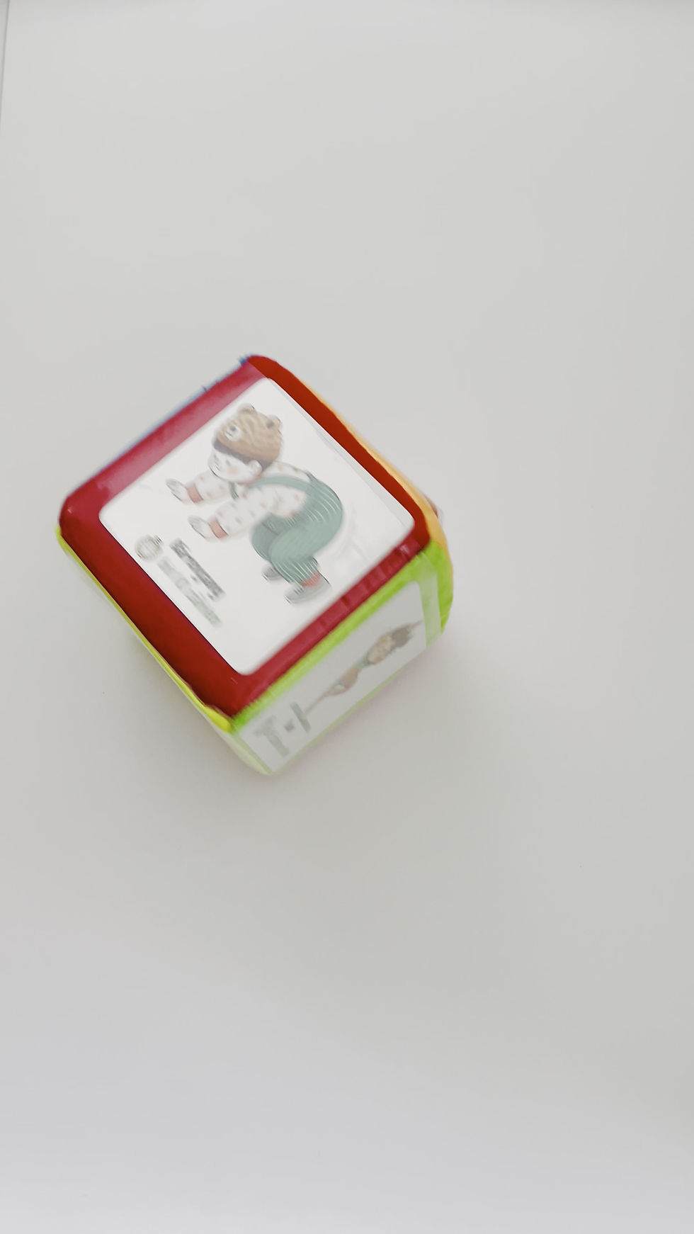 Bewegungsspiel mit Würfel und Bewegungskarten