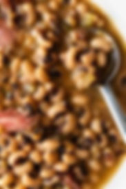 Full pan of Black eyed peas w/ smoked neck bones