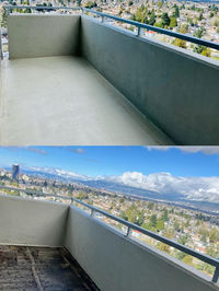 Before and after balcony cleaning, showing a balcony covered with algae, moss, dirt, and grime at the top and the cleaned balcony at the bottom.