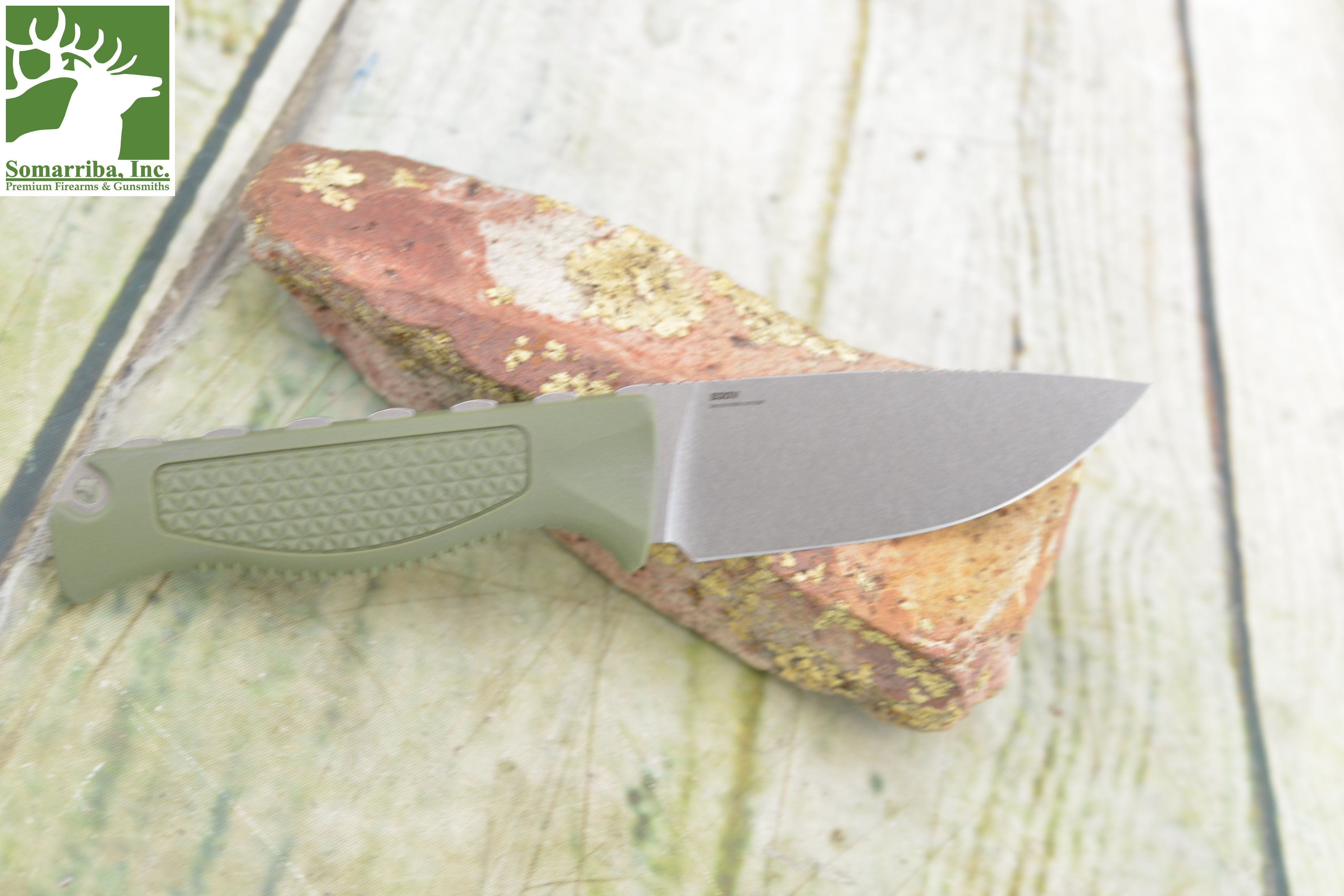 BENCHMADE KNIFE 15006-01 MODEL STEEP COUNTRY - DARK OLIVE, 3.54" S30V STAINLESS