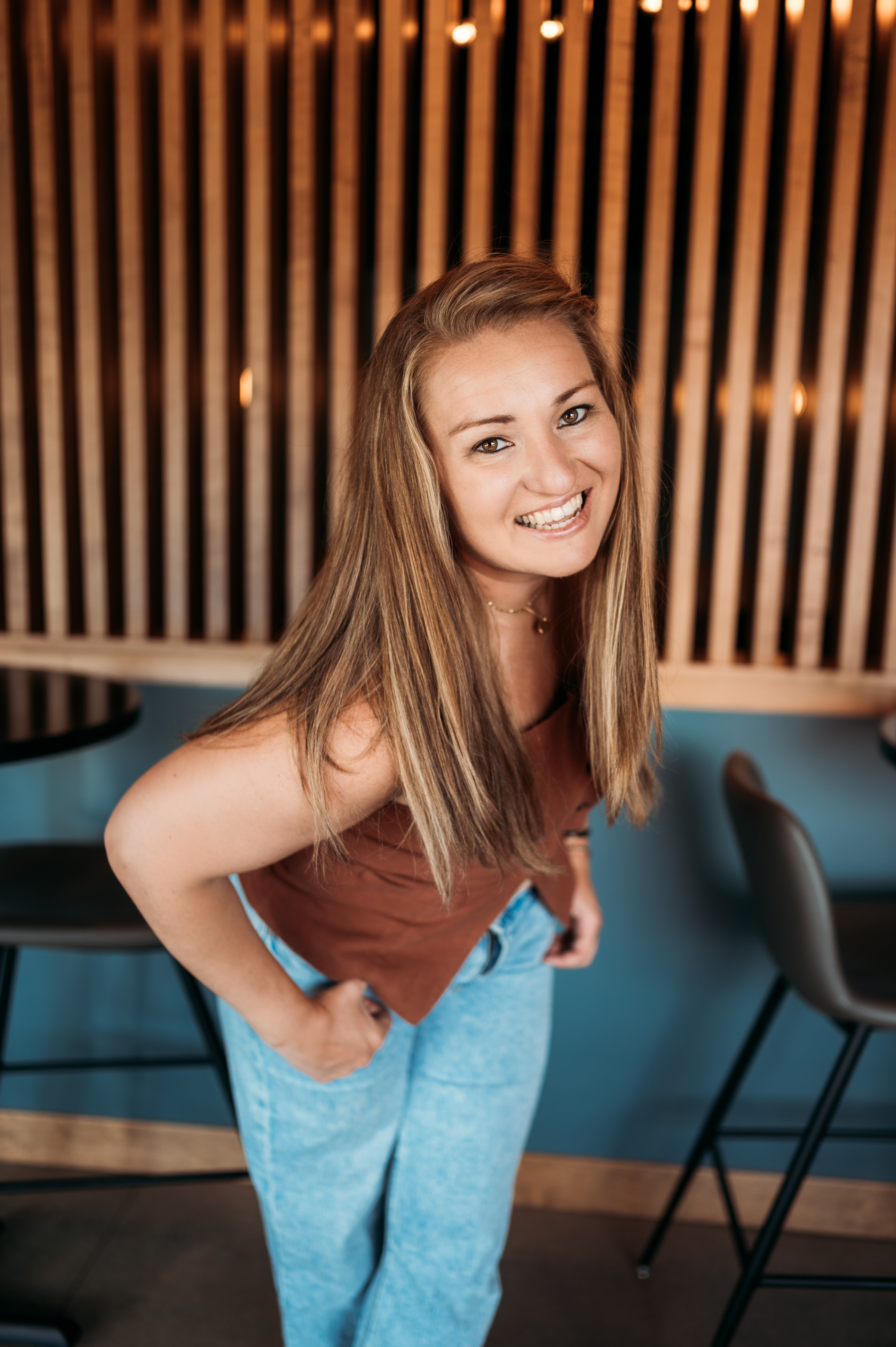 Laurie VanVleet Headshot