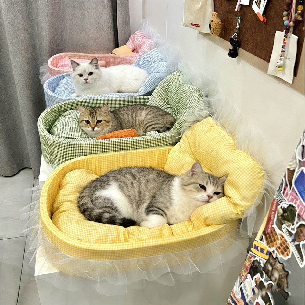 Cute Lace-Trimmed Pet Cat Princess Sofa Bed For Four Seasons Washable and Remov